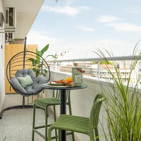 Apartment King Kong *