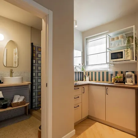 King Kong Apartment *