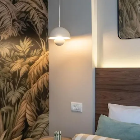 King Kong Apartment